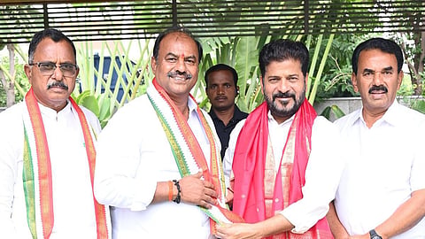 காங்கிரஸில் இணைந்த பிஆர்எஸ் எம்எல்ஏ
