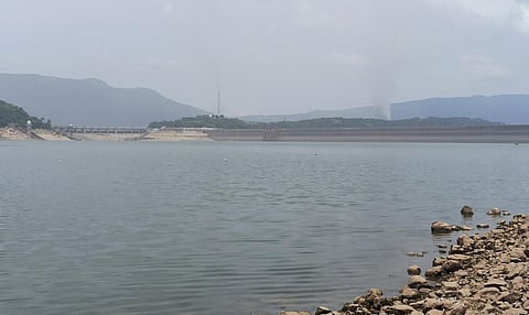 மேட்டூர் அணைக்கு நீர்வரத்து 2,832 கன அடியாக அதிகரிப்பு