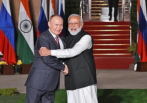 மாஸ்கோ உச்சி மாநாட்டில் பங்கேற்க பிரதமர் மோடி இன்று ரஷ்யா பயணம்: அதிபர் புதினை சந்திக்கிறார்