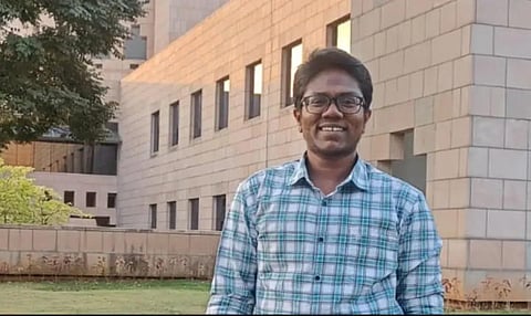 அனுகதிர் சூரியா
