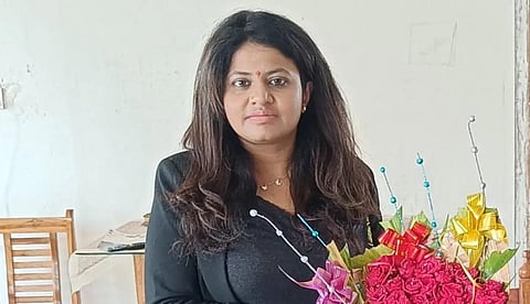 பயிற்சி ஐஏஎஸ் அதிகாரி பூஜா மீதான புகார் விசாரணையை தொடங்கியது மத்திய அரசு