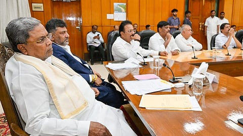 தமிழகத்துக்கு காவிரியில் தண்ணீர் திறக்க கர்நாடகா அரசு மறுப்பு: ஆலோசனை கூட்டத்தில் சித்தராமையா முடிவு