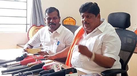 நாமக்கல்லில் பாஜக மாநில துணைத் தலைவர் கே.பி.ராமலிங்கம் செய்தியாளர்களைச் சந்தித்தார். 