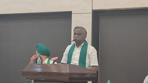 கொடுத்த வாக்குறுதிகளை பிரதமர் நிறைவேற்ற வேண்டும்: டெல்லி மாநாட்டில் பி.ஆர்.பாண்டியன் வலியுறுத்தல்