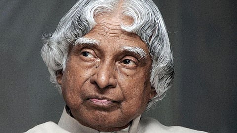 கலாம்: பன்முகத் திறன் கொண்ட ஆளுமை..!