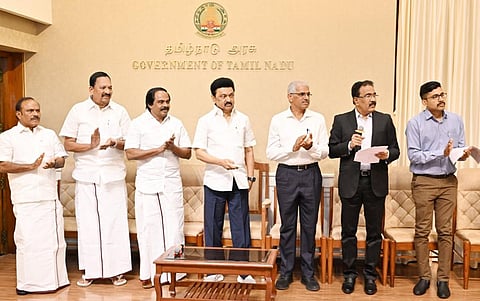 ஆவின் நிறுவனம் சார்பில் ரூ.44 கோடி மதிப்பில் பால் பண்ணைகள், ஆய்வகம்: முதல்வர் மு.க.ஸ்டாலின் திறந்து வைத்தார்