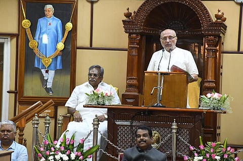 புதுச்சேரி சட்டசபையில் பட்ஜெட் கூட்டத்தில் கலந்து கொண்டு பேசிய துணைநிலை ஆளுநர் சி.பி ராதாகிருஷ்ணன். படங்கள்: எம்.சாம்ராஜ்
