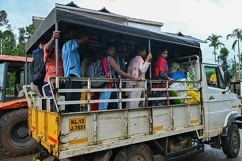 ‘அன்பை பகிர்கிறோம்!’ - வயநாடு நிவாரண முகாம்களில் அரசுப் பள்ளி மாணவர்கள் உறுதுணை