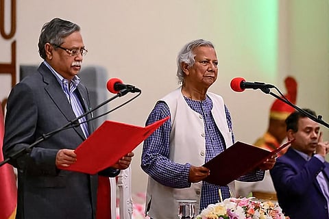 வங்கதேசம்: நோபல் பரிசு பெற்ற முகம்மது யூனுஸ் தலைமையில் இடைக்கால அரசு பதவியேற்பு!
