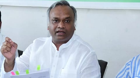 புதிதாக தொழில் தொடங்குவோருக்கு மாதம் ரூ.25 ஆயிரம் உதவித் தொகை: கர்நாடக அரசு 