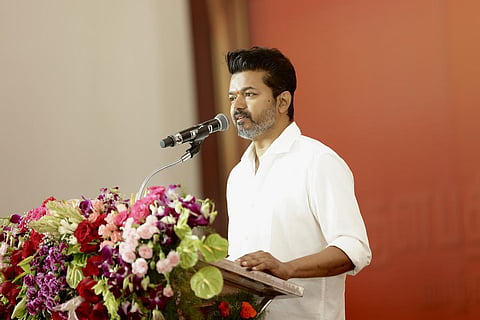 விஜய் கட்சி மாநாட்டுக்கு இடம் தர விடாமல் மிரட்டலா?