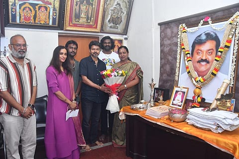 பிரேமலதாவுக்கு நேரில் நன்றி கூறிய விஜய் - ‘தி கோட்’ படத்தில் விஜயகாந்த்!