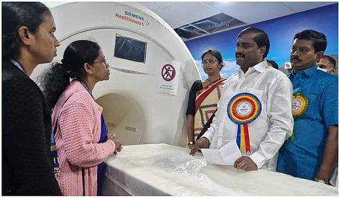 வேல்முருகன் தலைமையில் ஆய்வு