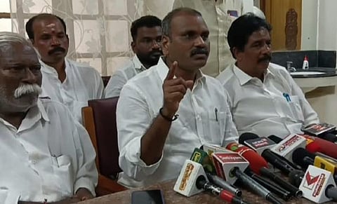 “நடிகர் விஜய் கட்சி தொடங்கி கொடியை அறிமுகம் செய்ததை வரவேற்கிறோம்” - எல்.முருகன்  