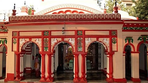 டாக்காவில் உள்ள   தாக்கேஸ்வரி கோயில் (கோப்புப் படம்).