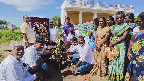 மதுரை | ஊர் பெயருக்கேற்ற மரக்கன்றுகள் நடும் விழா - விழிப்புணர்வு ஏற்படுத்தும் பசுமையாளர்கள் குழுமம்