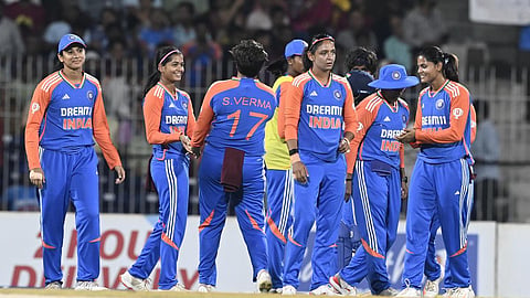 மகளிர் T20 உலகக் கோப்பை: இந்திய அணி அறிவிப்பு