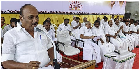 தஞ்சையில் நடந்த மத்திய மாவட்ட திமுக பொது உறுப்பினர்கள் கூட்டத்தில் எம்எல்ஏ துரை சந்திரசேகர் பேசினார் | படம் ஆர்.வெங்கடேஷ்