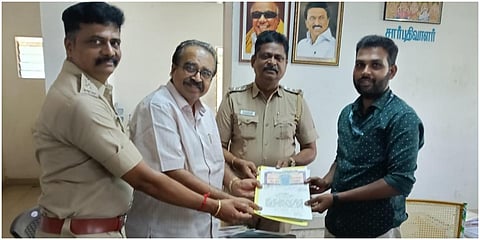 சோழபுரம் காவல் நிலையத்துக்கு நிரந்தர கட்டிடம் கட்டுவதற்கு ரூ. 2 கோடி மதிப்பிலான தனது சொந்த இடத்தை தொழிலதிபர் ஷாஜகான் என்பவர் இலவசமாக வழங்கியுள்ளார்.