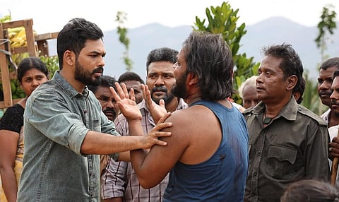 திரை விமர்சனம்: கடைசி உலகப் போர்