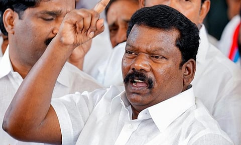 அதிக கட்டண வசூலை கண்டித்து 70 சுங்கச்சாவடிகள் முன்பு காங்கிரஸார் முற்றுகை: செல்வப்பெருந்தகை அறிவிப்பு