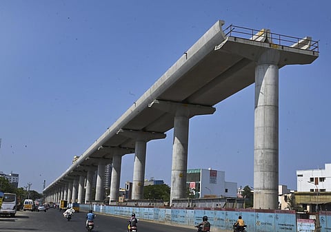 ரெட்டேரி உள்பட சில பகுதிகளில் மேம்பாலம் அமைக்கும் பணி நிறைவடைந்துள்ளது. 