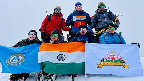 அருணாச்சல் மலைக்கு தலாய் லாமா பெயர்: சீனா எதிர்ப்பு