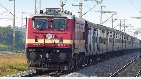 8 விரைவு ரயில்களில் 2 பெட்டிகள் கூடுதலாக இணைப்பு: தெற்கு ரயில்வே அறிவிப்பு