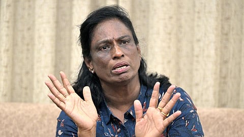 பி.டி.உஷா மீது நம்பிக்கையில்லா தீர்மானம்