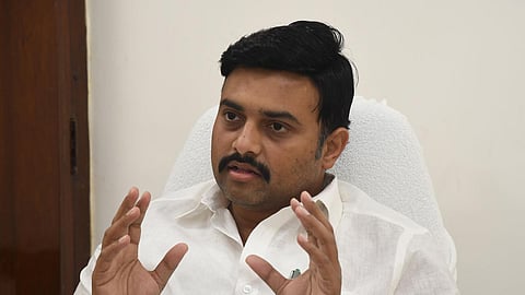 ஆதிதிராவிடர் நலத் துறையின் பெயரை மாற்றுவது குறித்து முதல்வர் பரிசீலிப்பார்: அமைச்சர் மதிவேந்தன் தகவல்