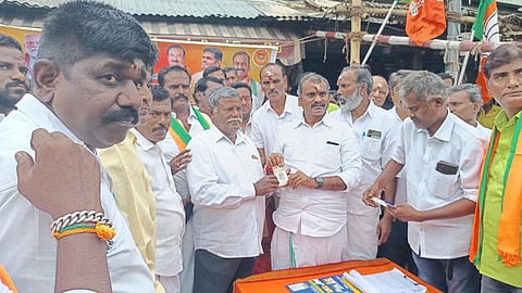 கவரைப்பேட்டை ரயில் விபத்து குறித்து திமுக, கூட்டணிக் கட்சிகள் பொய்ப் பிரச்சாரம்: எல்.முருகன் சாடல்