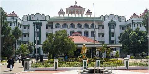 கடந்த ஓராண்டில் தாக்கலான குற்றப்பத்திரிகை எண்ணிக்கையில் முரண்பாடு: மறு ஆய்வுக்கு ஐகோர்ட் உத்தரவு