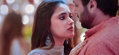 ஜெயம் ரவியின் ‘பிரதர்’ பட ‘மிதக்குது காலு ரெண்டும்’ பாடல் எப்படி? - ஈர்க்கும் மது ஸ்ரீ குரல்!
