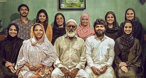 மீரா கதிரவனின் கவனம் ஈர்க்கும் ‘ஹபீபி’ ஃபர்ஸ்ட் லுக் போஸ்டர்!