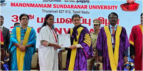 நெல்லை மனோன்மணியம் சுந்தரனார் பல்கலைக்கழகத்தின் 31-வது பட்டமளிப்பு விழாவில் தமிழக ஆளுநர் ஆர்.என்.ரவி மாணவர்களுக்கு பட்டங்களை வழங்கினார்.