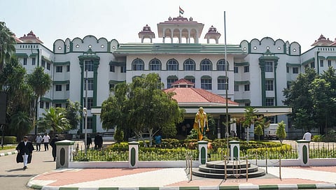 பண்டிகை விளையாட்டுகளில் யாரையும் புறக்கணிக்கக் கூடாது: உயர் நீதிமன்றம் உத்தரவு 