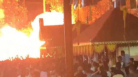 கேரளாவில் கோயில் திருவிழாவில் பயங்கர வெடி விபத்து: 150 பேர் காயம்
