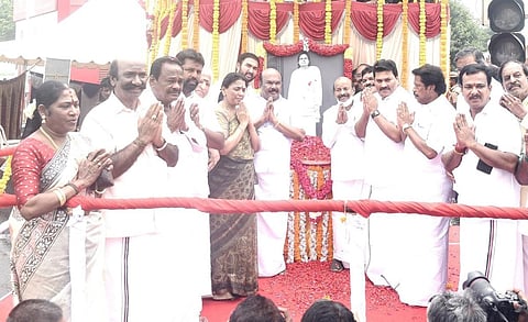 “மத்திய அரசைப் போலத்தான் திமுகவும்; அதனால் விஜய் கேள்வி சரியானதே” - டி.ஜெயக்குமார்