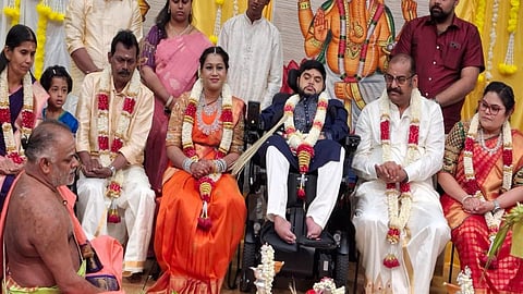 நடிகர் நெப்போலியன் மகன் திருமணம்: திரை பிரபலங்கள் வாழ்த்து