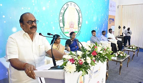 கோவை ‘கொடிசியா’ வர்த்தக கண்காட்சி வளாகத்தில் நடந்த நிகழ்வில் அமைச்சர் தா.மோ.அன்பரசன். | படம்: ஜெ.மனோகரன்