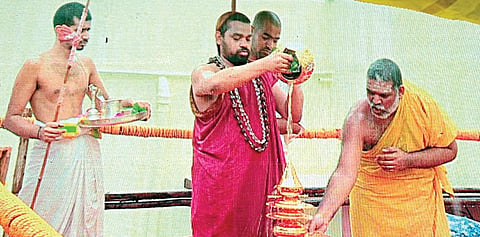 சிருங்கேரி மடத்தின் மேற்கு மாம்பலம் கிளையில் உள்ள ஸ்ரீ சாரதாம்பாள் கோயிலில் குடமுழுக்கு: இளைய சங்கராச்சாரியார் பஙகேற்பு