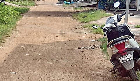 திருநின்றவூரில் 30 ஆண்டுகளாக சீரமைக்கப்படாத சாலை