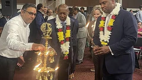 அதிபர் தேர்தலுக்கு பிறகு அமெரிக்காவில் களைகட்டிய தீபாவளி கொண்டாட்டம்
