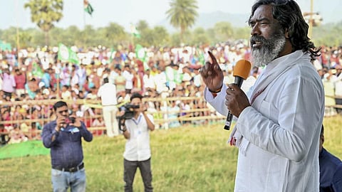 ஜார்க்கண்டில் ஜேஎம்எம் ஆட்சிக்கு எதிராக பிரச்சாரம்: பாஜக மீது முதல்​வர்​ ஹேமந்த்​ சோரன்​ குற்​றச்சாட்டு