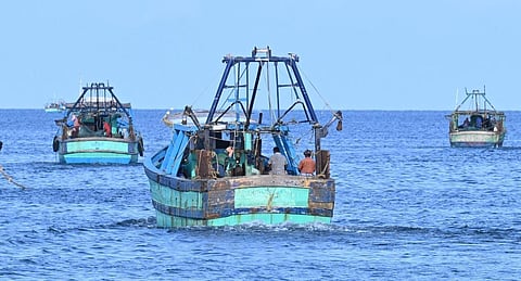 மீனவர்களின் கண்ணீரை துடைக்க மத்திய, மாநில அரசுகள் முன்வர வேண்டும் - மநீம கோரிக்கை