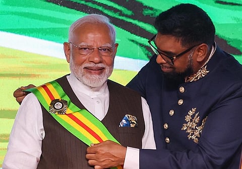 கயானா, டோமினிகா, பார்படோஸ் சார்பில் பிரதமர் நரேந்திர மோடிக்கு உயரிய விருது