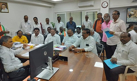 டிசம்பர் 2-வது வாரத்துக்குள் ஊதிய ஒப்பந்த பேச்சுவார்த்தை: போக்குவரத்து செயலர் உறுதி