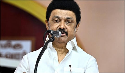 சாலை விபத்தில் உயிரிழந்த புதுக்கோட்டை பெண் காவலர் குடும்பத்துக்கு ரூ.25 லட்சம் நிதி: முதல்வர் உத்தரவு