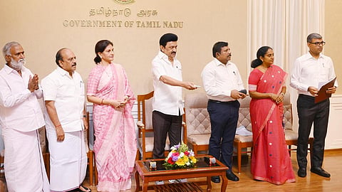 சென்னை அருகே முடிச்சூரில் ரூ.43 கோடியில் ஆம்னி பேருந்து நிறுத்துமிடம்: முதல்வர் ஸ்டாலின் திறந்து வைத்தார்