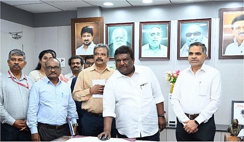மோட்டார் வாகன பராமரிப்புத் துறையை கணினி மயமாக்கும் திட்டத்தை அமைச்சர் சிவசங்கர் தொடங்கி வைத்தார்